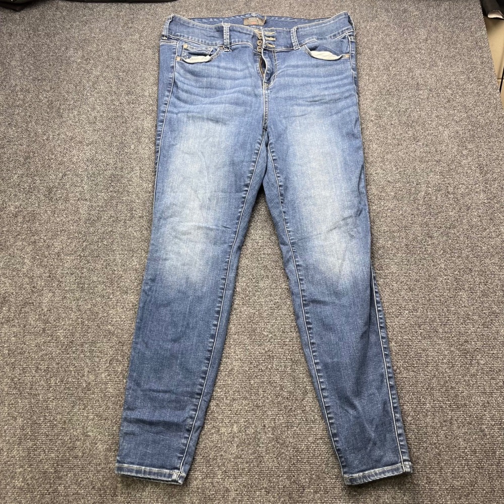 Torrid Super Soft Skinny Stretch Blue‎ Denim Jegging